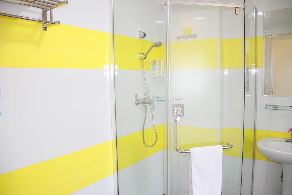 Hotel 7Days Premium Guangzhou Tianhe Shipaiqiao Habitación foto